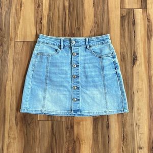 NWOT American Eagle Super Stretch Jean Skirt size 6